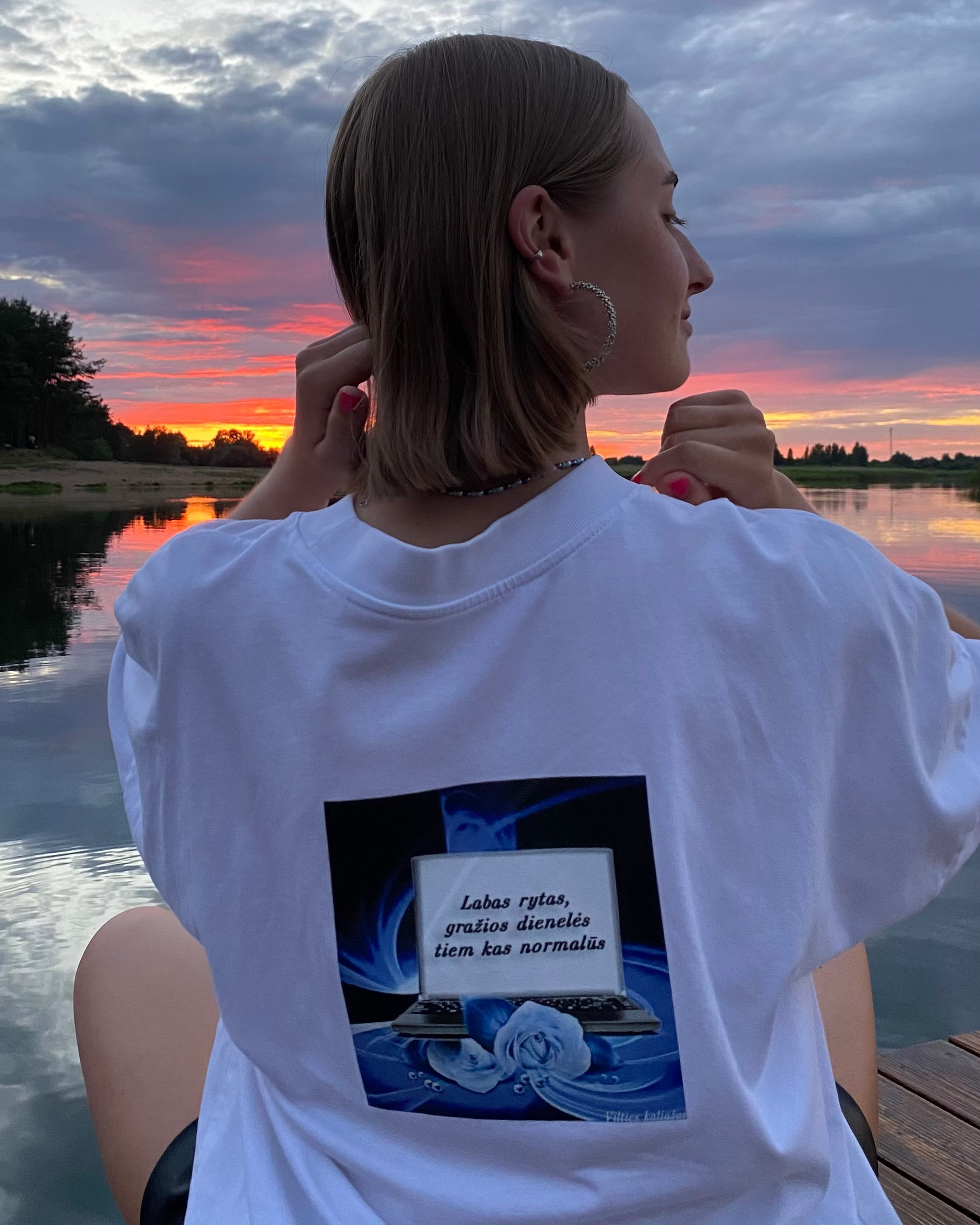 Marškinėliai LABAS RYTAS, GRAŽIOS DIENELĖS TIEMS KAS NORMALŪS